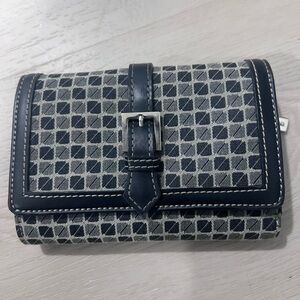 Like New Nine & Co Black and Gray Women's Wallet
